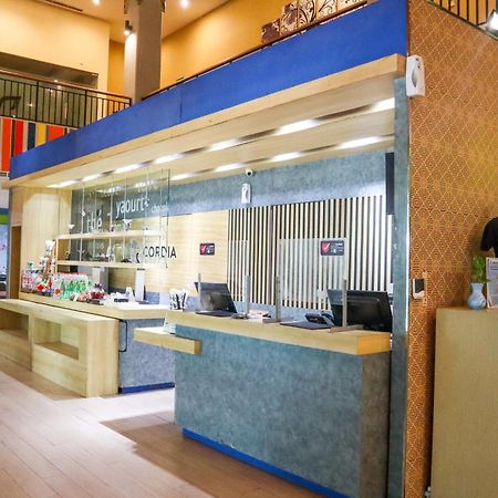 Cordia Hotel Surabaya Airport - Hotel Dalam Bandara - Formerly Ibis Budget Surabaya Airport Sidoarjo Extérieur photo