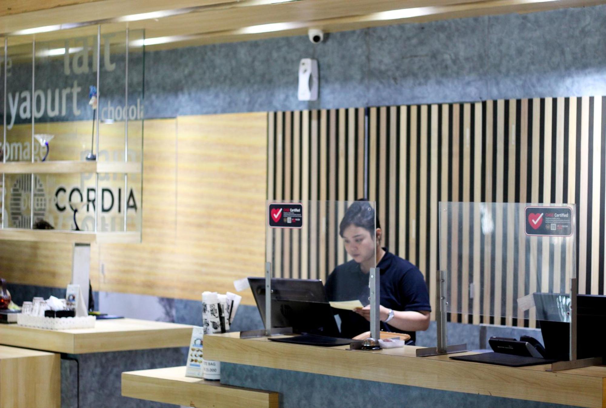 Cordia Hotel Surabaya Airport - Hotel Dalam Bandara - Formerly Ibis Budget Surabaya Airport Sidoarjo Extérieur photo
