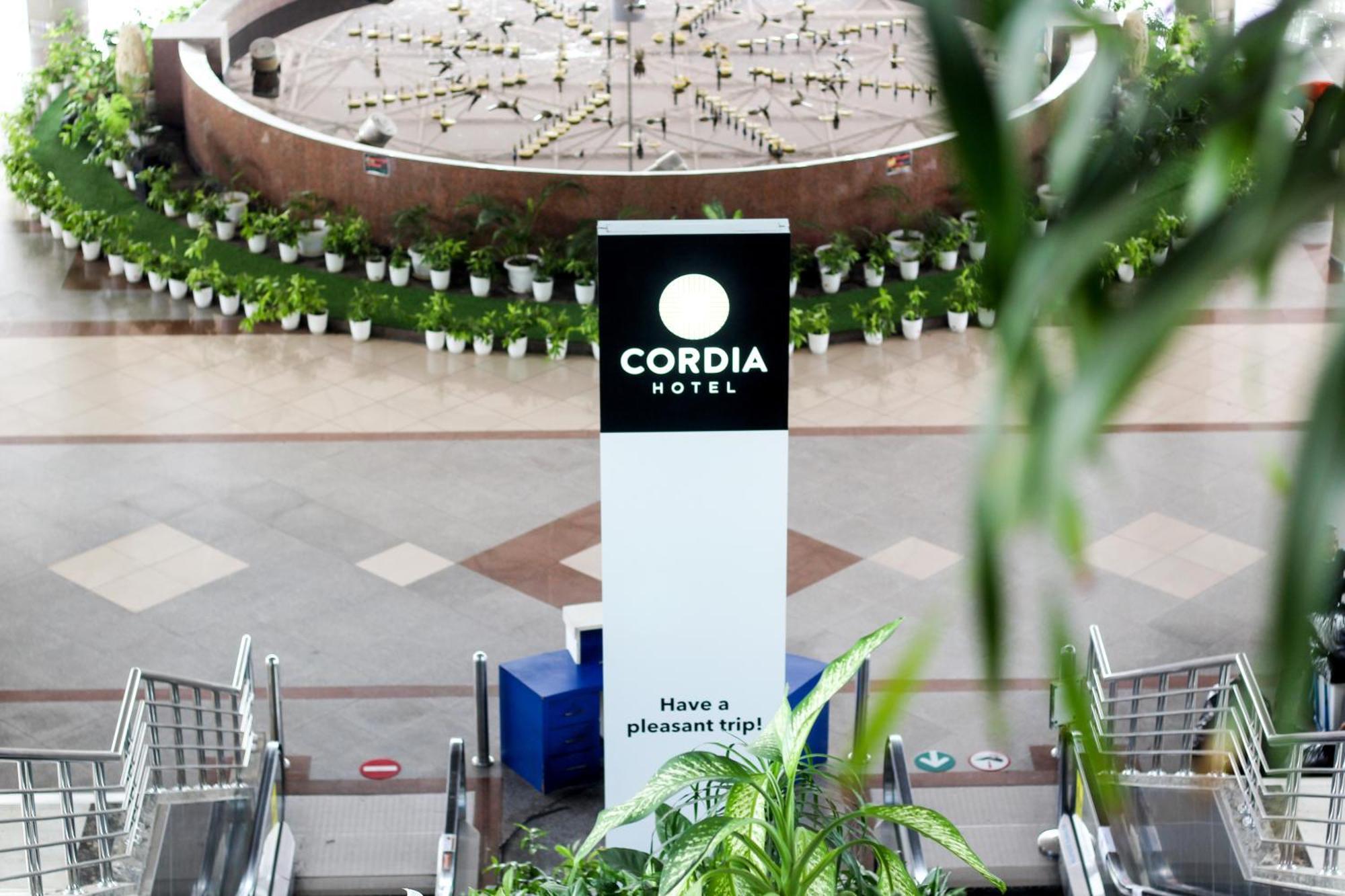 Cordia Hotel Surabaya Airport - Hotel Dalam Bandara - Formerly Ibis Budget Surabaya Airport Sidoarjo Extérieur photo