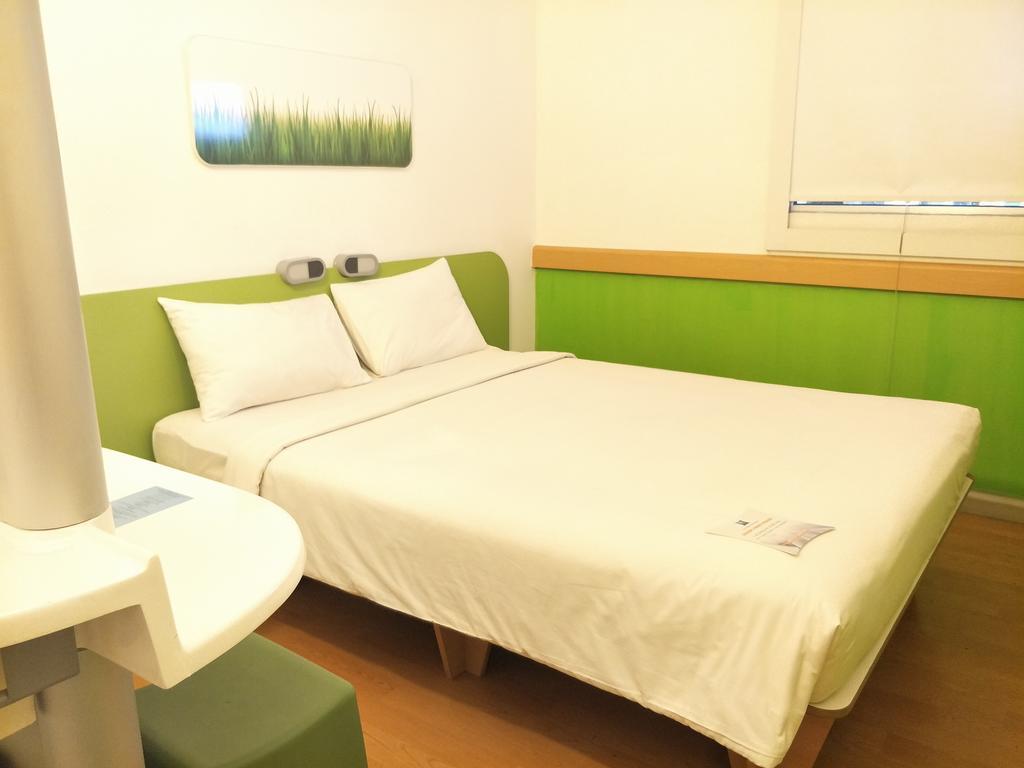 Cordia Hotel Surabaya Airport - Hotel Dalam Bandara - Formerly Ibis Budget Surabaya Airport Sidoarjo Extérieur photo