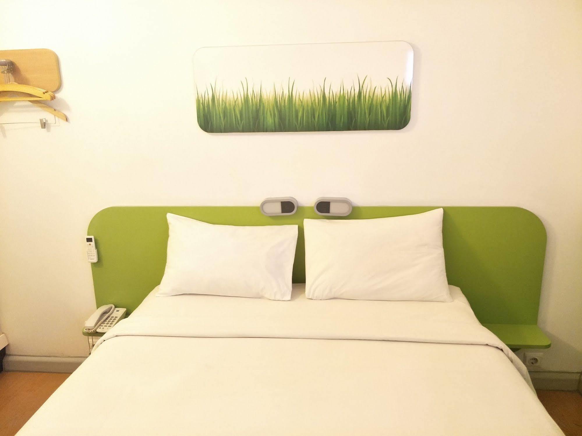 Cordia Hotel Surabaya Airport - Hotel Dalam Bandara - Formerly Ibis Budget Surabaya Airport Sidoarjo Extérieur photo