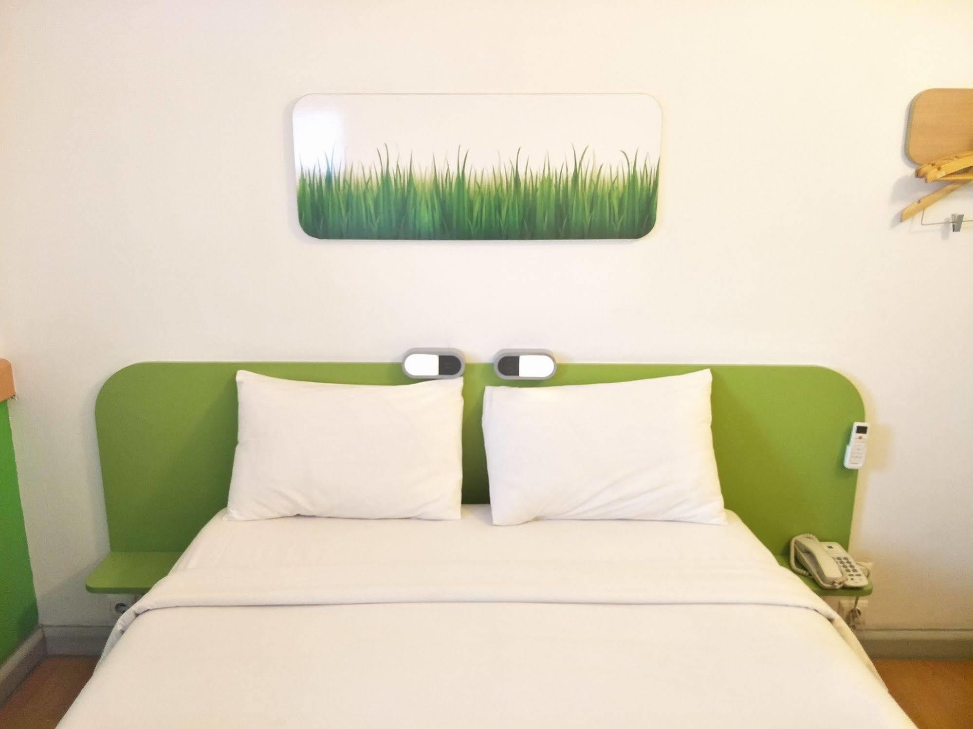 Cordia Hotel Surabaya Airport - Hotel Dalam Bandara - Formerly Ibis Budget Surabaya Airport Sidoarjo Extérieur photo