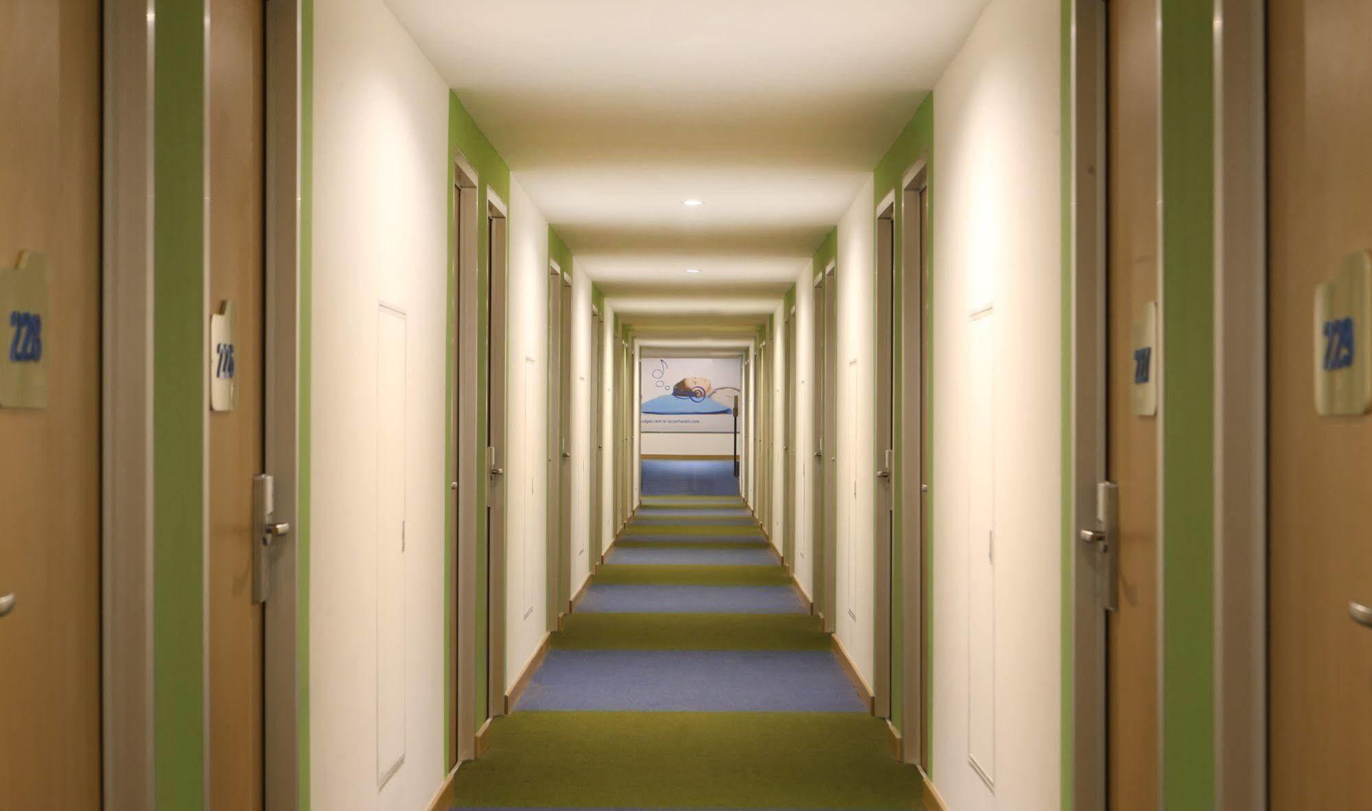 Cordia Hotel Surabaya Airport - Hotel Dalam Bandara - Formerly Ibis Budget Surabaya Airport Sidoarjo Extérieur photo