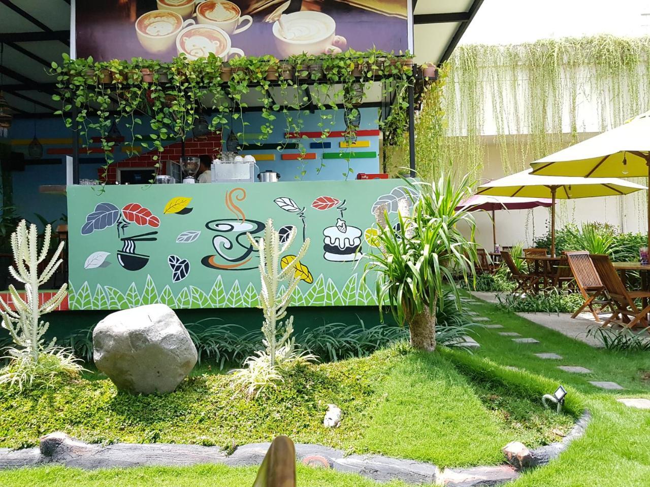 Cordia Hotel Surabaya Airport - Hotel Dalam Bandara - Formerly Ibis Budget Surabaya Airport Sidoarjo Extérieur photo